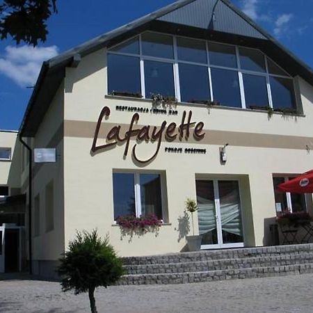 Restauracja Lafayette Pokoje Goscinne Zelow Экстерьер фото